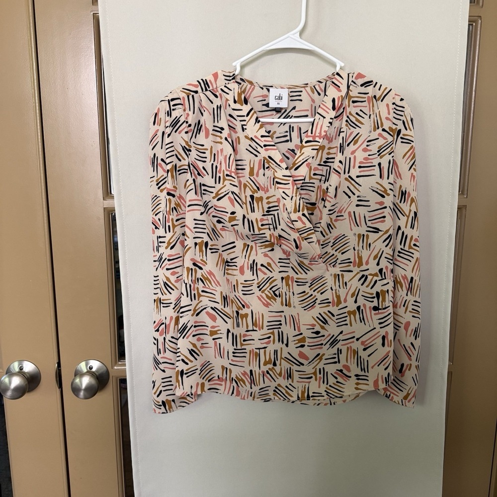 Cabi Womens XS Abstract Marni V-Neck Long Sleeve Blouse Style 4162‎